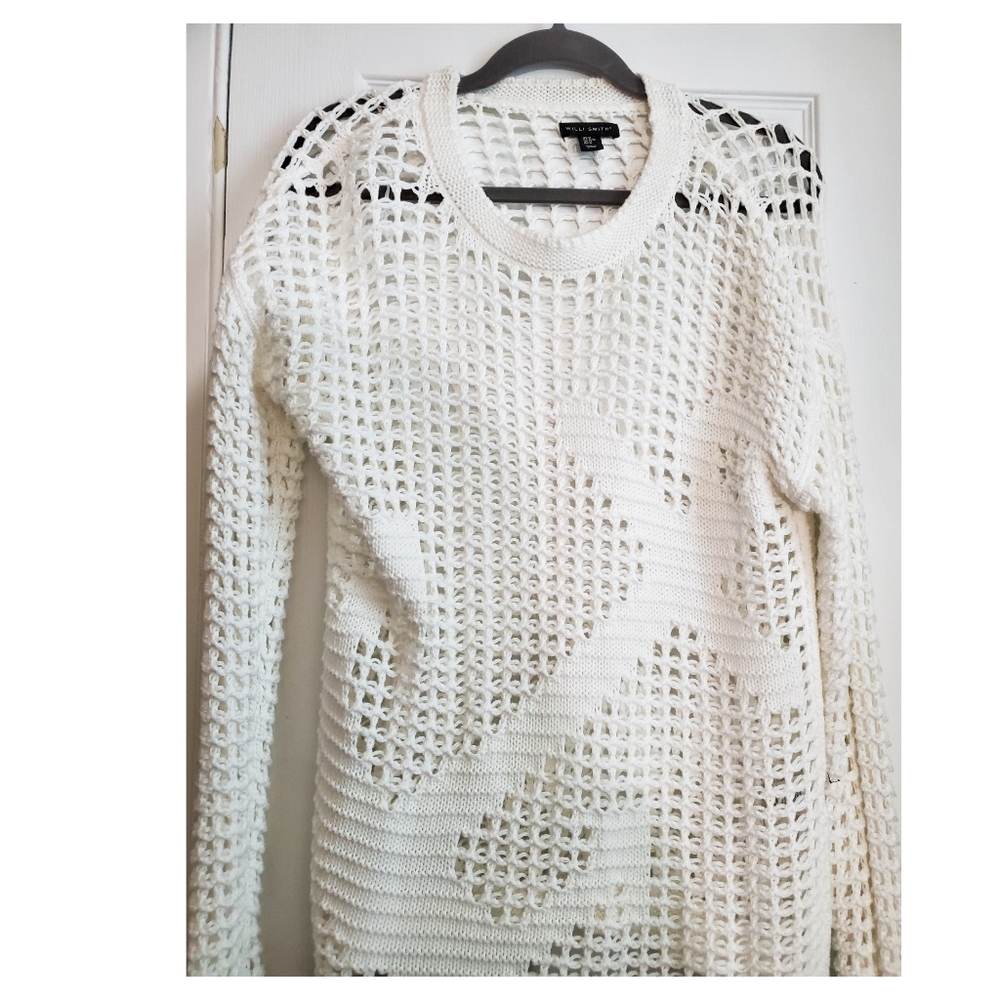 ❤❤ Willi Smith white knit sweater size M